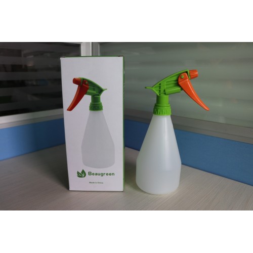  Beaugreen Plastic Spray Bottle with Adjustable Nozzle Leak Proof Garden watering Can for Cleaning Solutions Plants Pets (500ml)